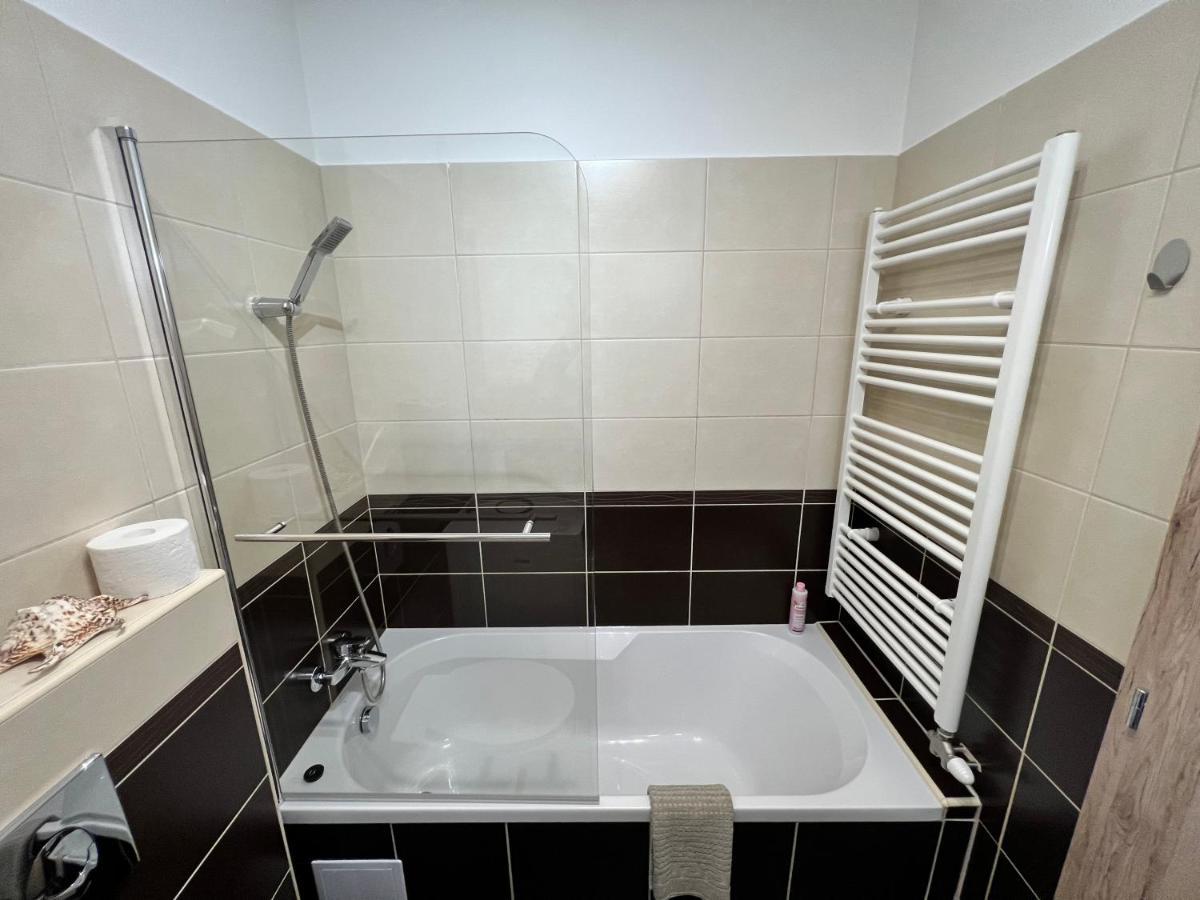 Wellness Apartman Siófok Exterior foto